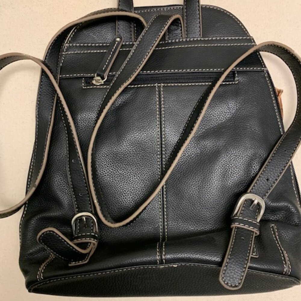 Tignanello Black Soft Genuine Leather Small Shoulder Backpack - Picture 2 of 15